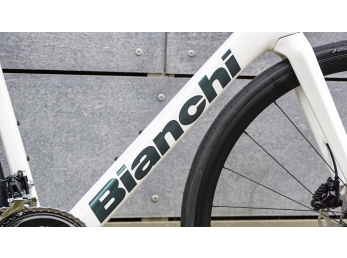 Bianchi Sprint Shimano 105 mech.12sp Disc White Blue Purple  2026